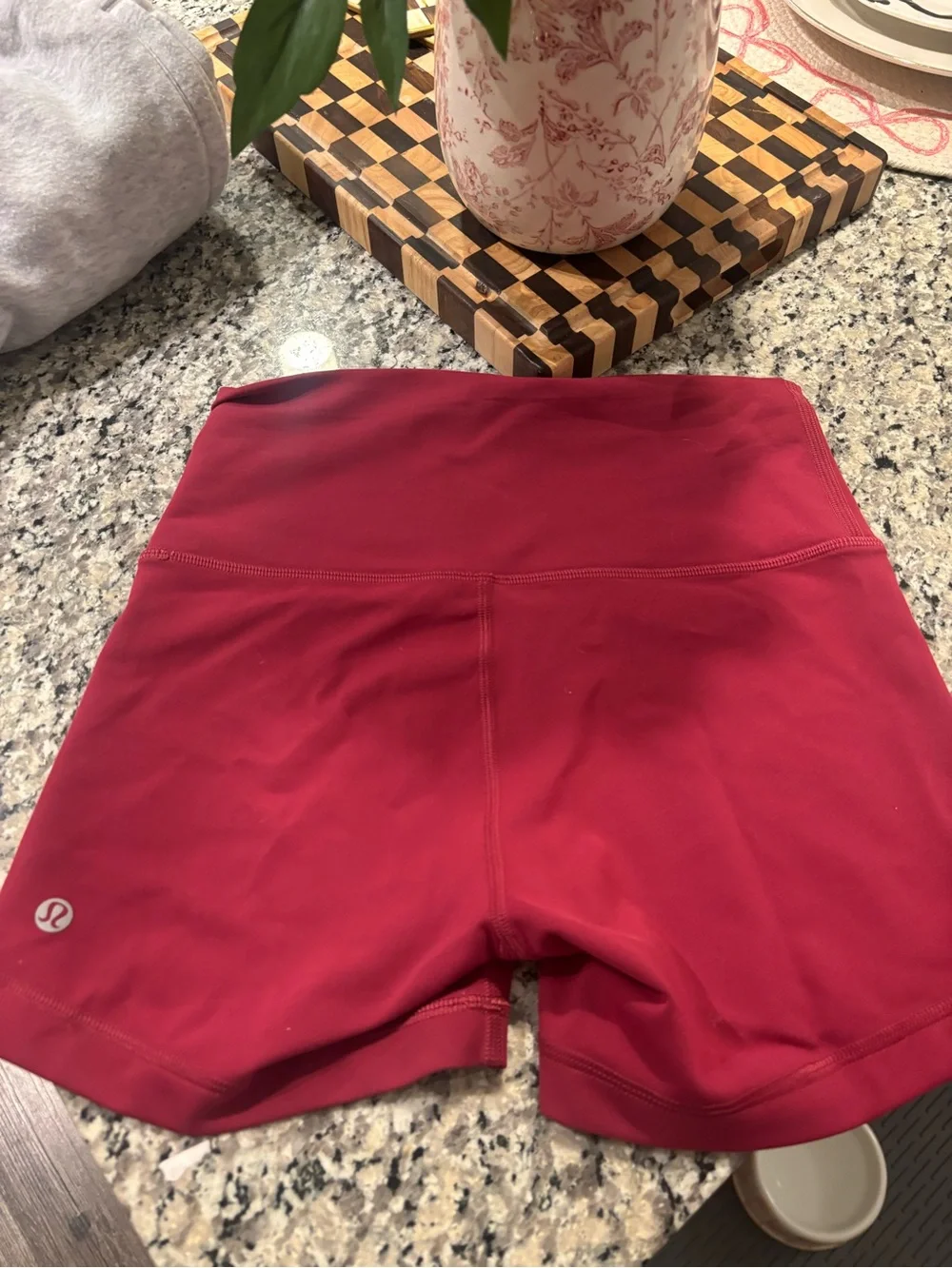 lululemon athletica Wunder Under Biker Shorts - Picture 2 of 2